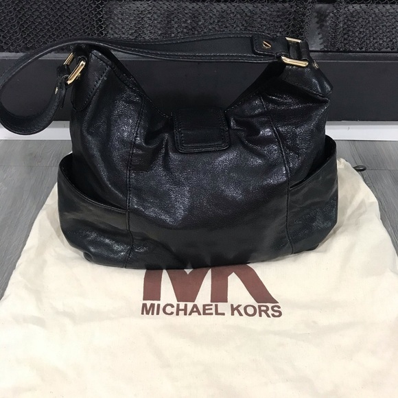 Michael Michael Kors Black Flap Over Shoulder Bag - Picture 4 of 16